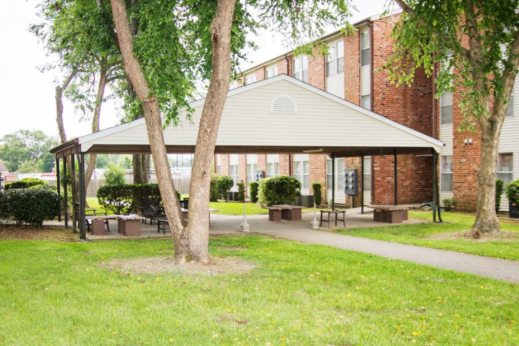 Moss Gardens Apartments CCInvest