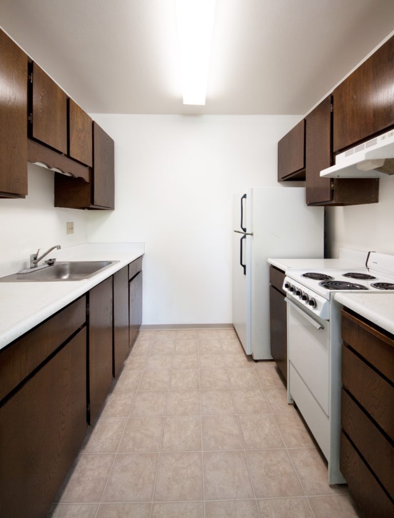 Ponderosa Apartments unit kitchen