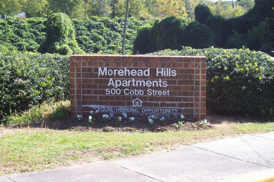 Morehead Hills Apartments Sinage